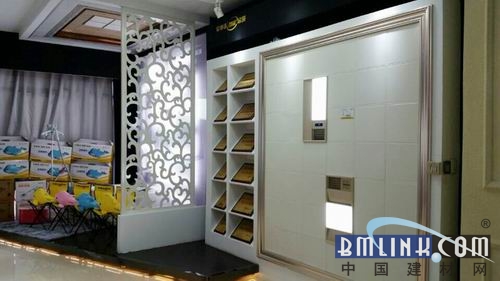 榮事達智能吊頂新款電器及系列產品閃耀上市，引領建筑材料智能化新風尚
